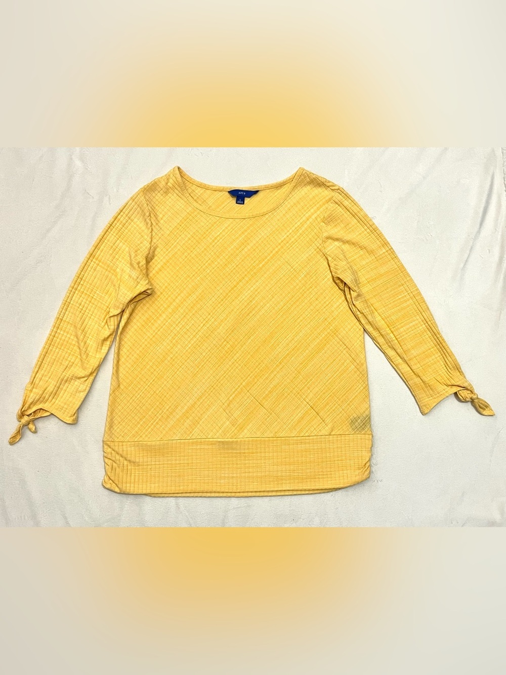 Apt. 9 Women’s Yellow Tie-Sleeve Quarter Sleeve Top Textured & Ruched Sides Lg - Picture 1 of 16